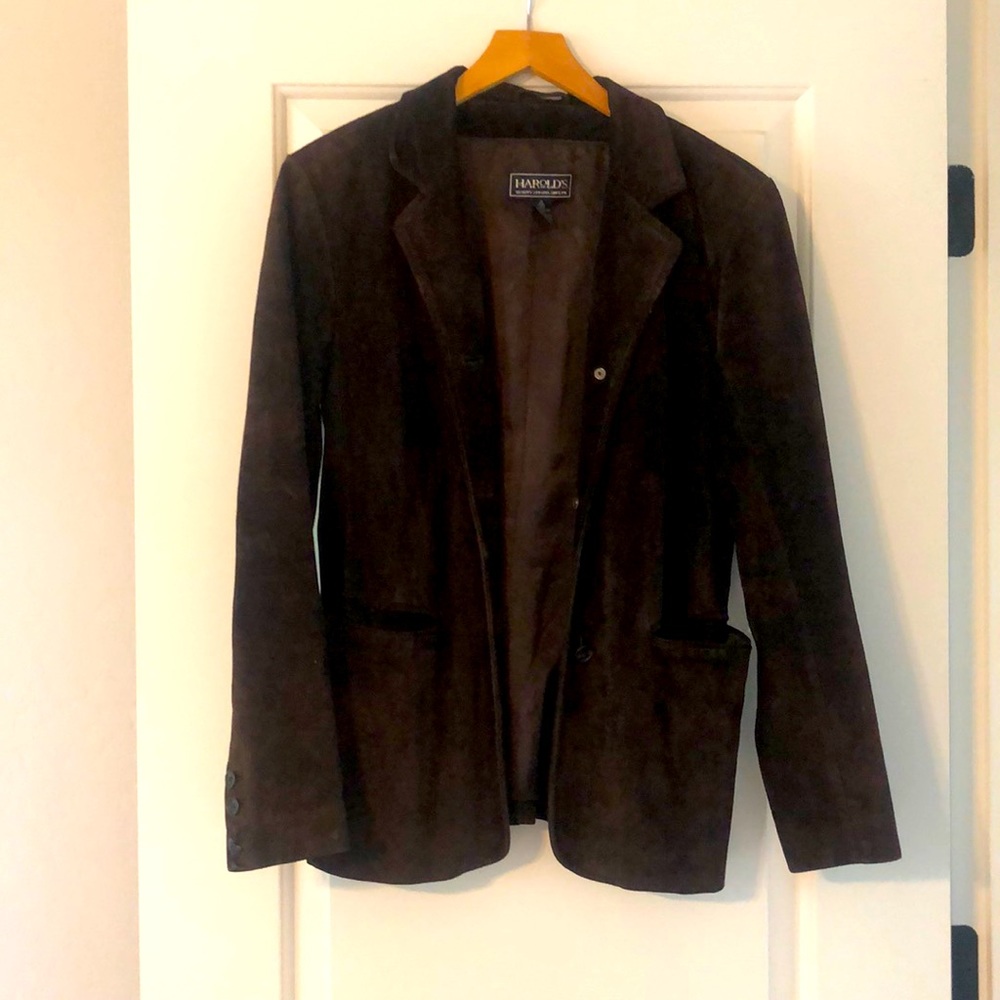 Harold’s brown Swede leather jacket